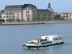 �y�G�[�XJTB�E�������s�z�V���c�A�[�E�V���̗��فE�z�e���\��@